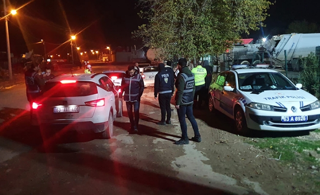 Şanlıurfa'da asayiş ve trafik uygulamaları devam ediyor